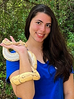 picture of Rachel, dog walker and pet sitter